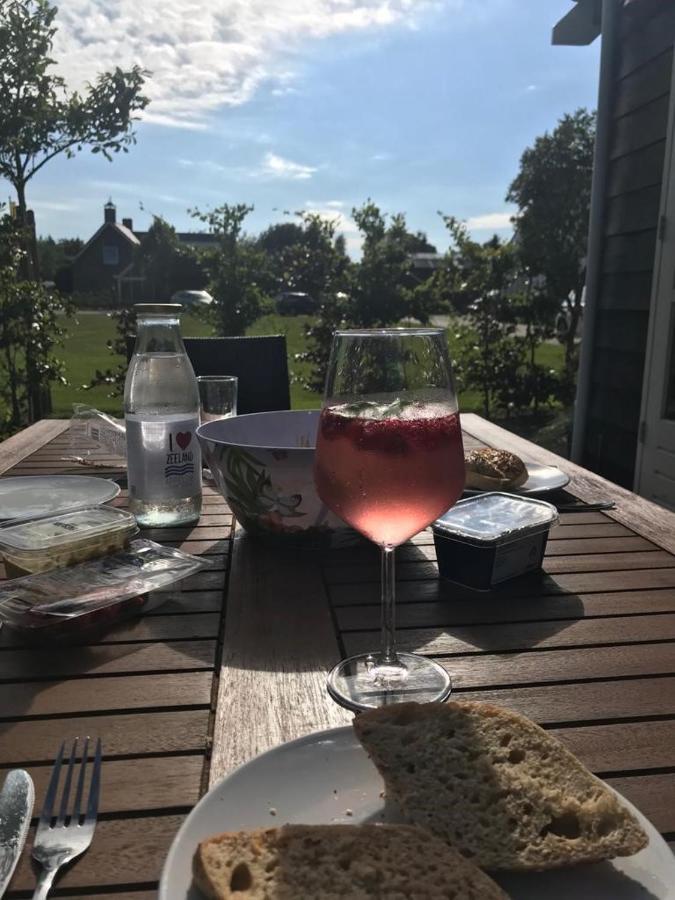 Villa 'T Schouws Uusje à Burgh-Haamstede Extérieur photo